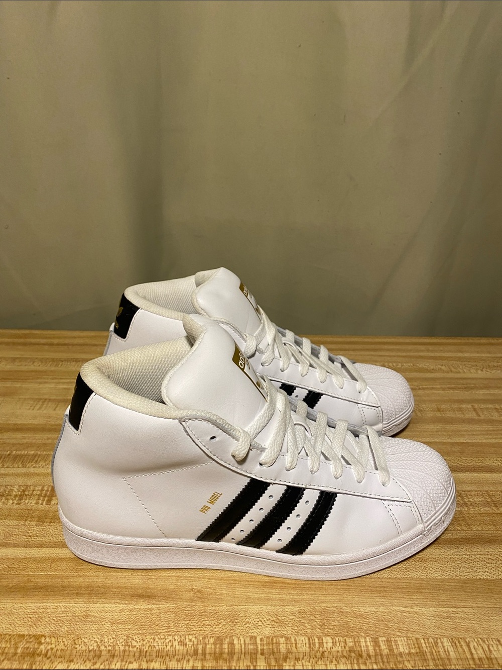 Adidas Originals Pro Model J  Cloud White/Black Grade School Shoes  size 6.5